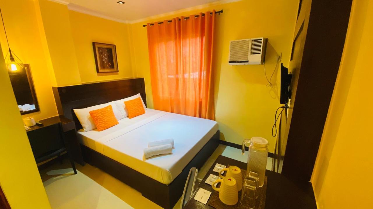 Vicente Aguirre Affittacamere Boracay Island